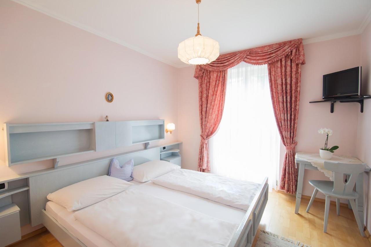 Haus St. Valentin Villa Appiano Sulla Strada Del Vino Bagian luar foto